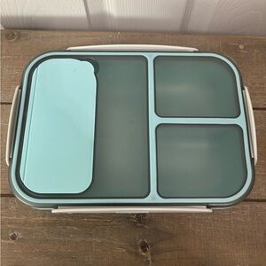 Russ Teal and Gray Food Storage Container